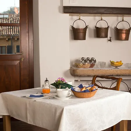 فندق مبيت وإفطار San Giacomo 2*